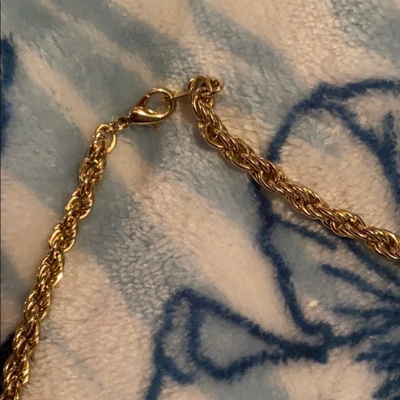 Statement Necklace - Picture 3 of 4